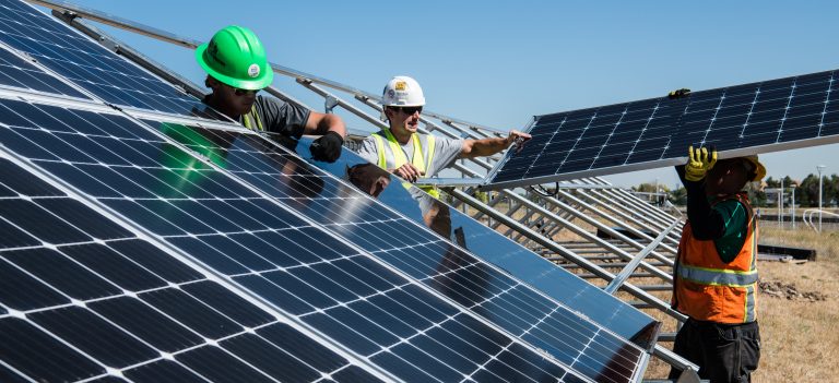 Solarni paneli iz logora: Prinudni rad iza proizvodnje obnovljive energije